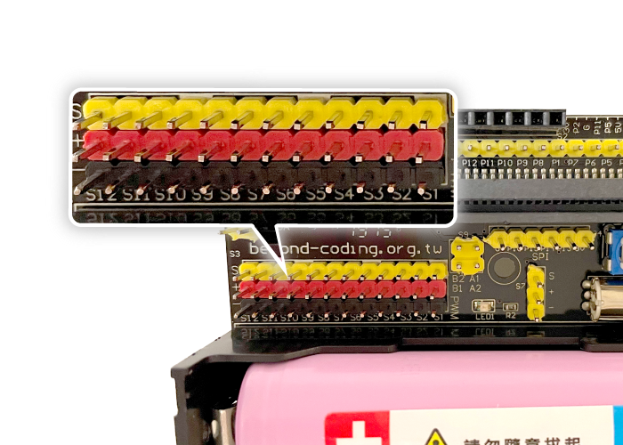 PCA9685 伺服馬達腳位(1~12)